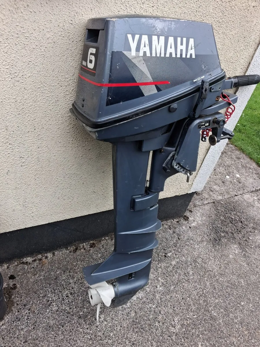 2-stroke outboard YAMAHA-6 hp - Image 1