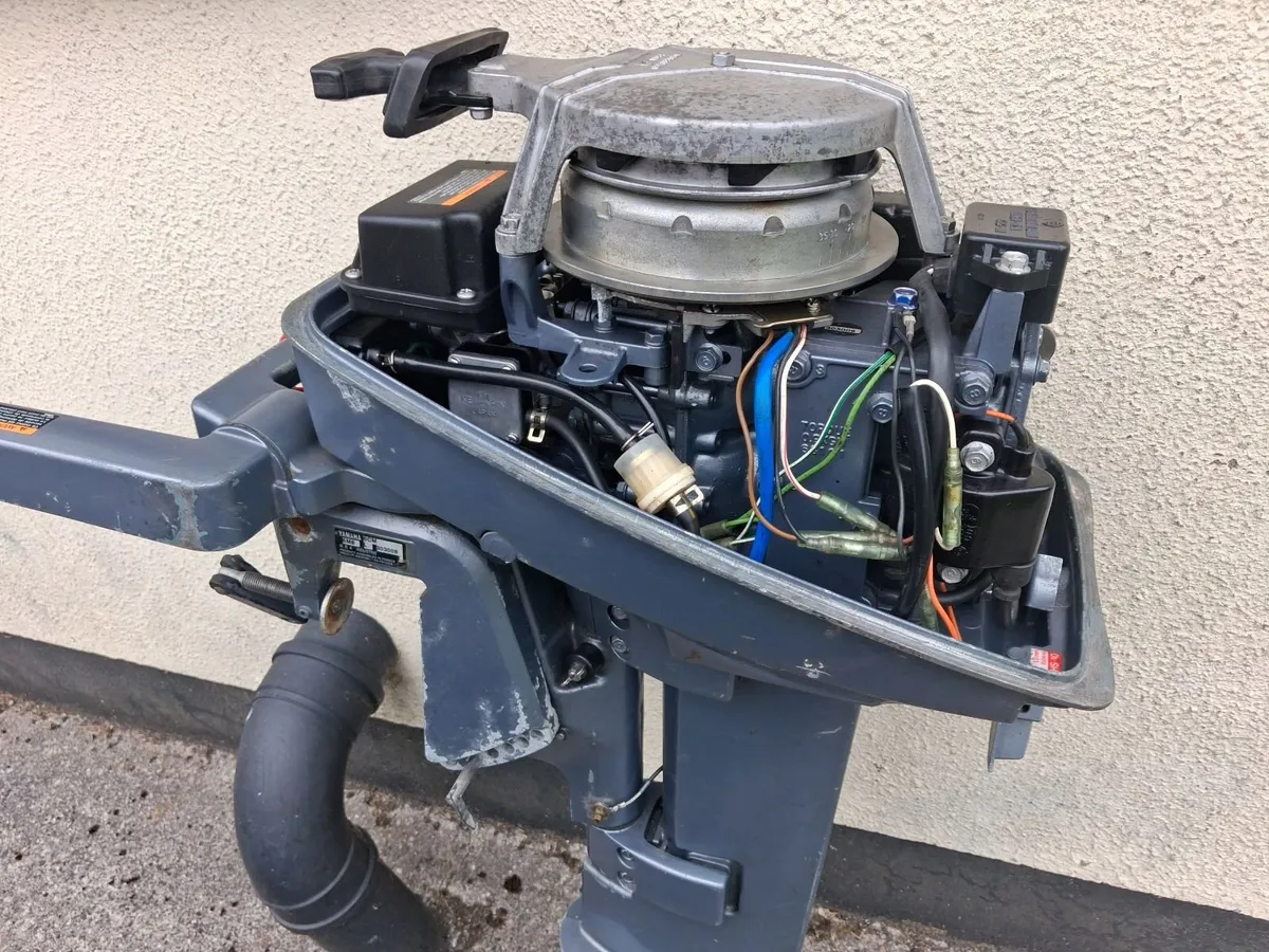 2-stroke outboard YAMAHA-6 hp - Image 4