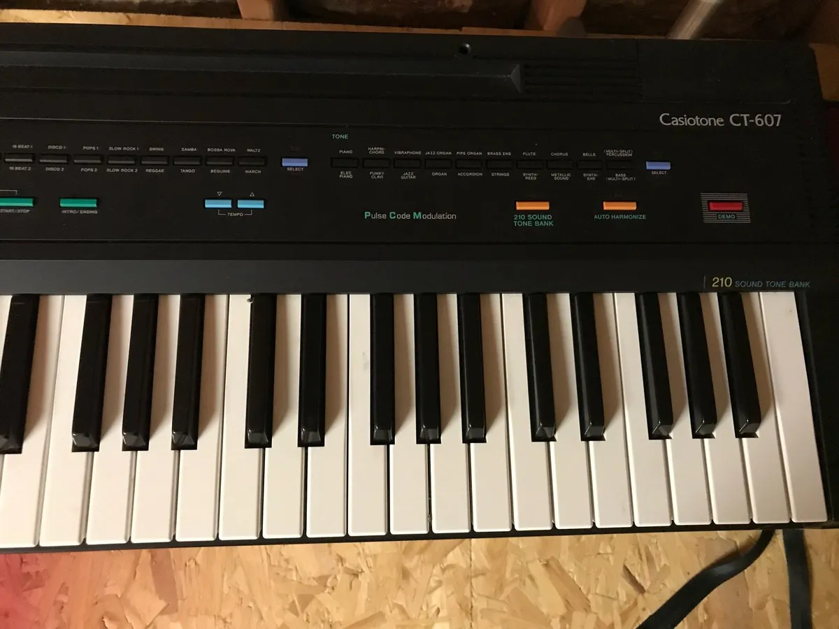 Piano Keyboard Casio - Image 1