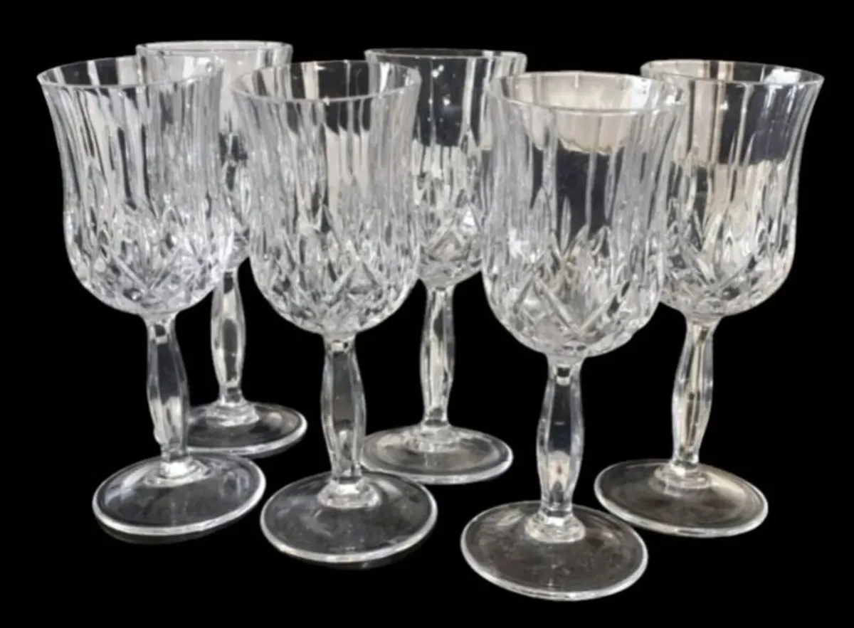 Pristine Unused Set of 6 RCR Opera Crystal Glasses - Image 4
