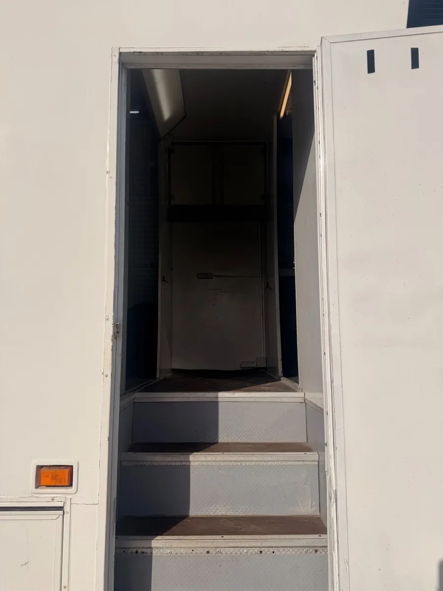 Iveco Ford Other 1995 - Image 2