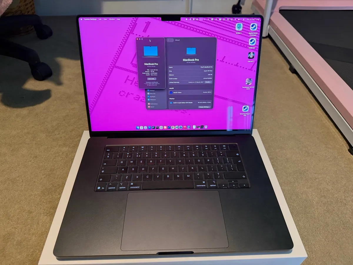 MacBook Pro M5 Max (16 inch) 128GB 2TB - Image 1