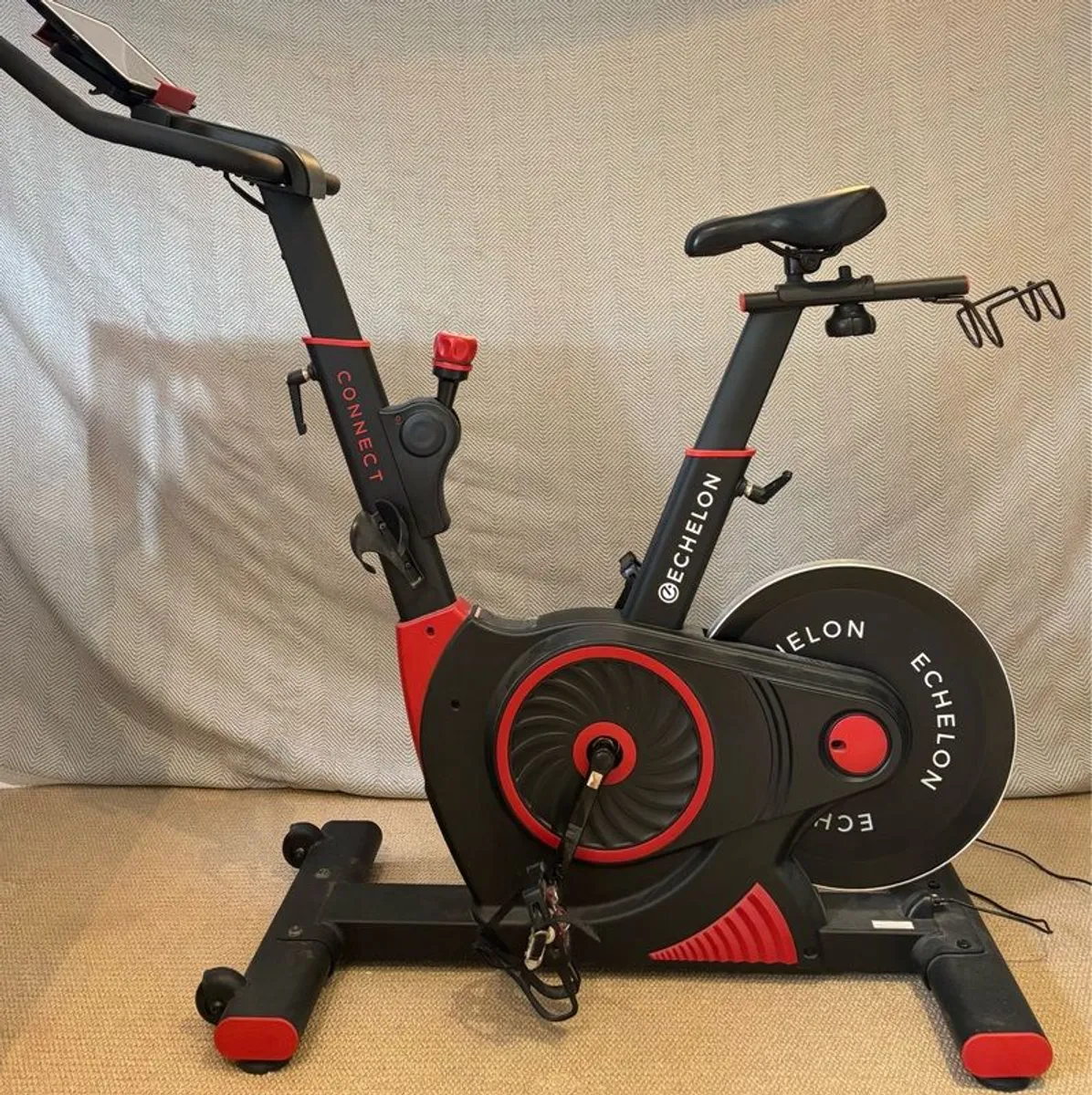 Echelon Connect EX3 Smart Indoor Cycling Exercise Bike