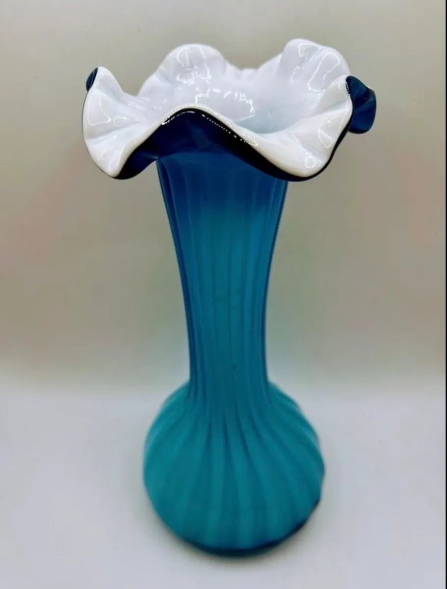 1970s art glass vase - Image 3