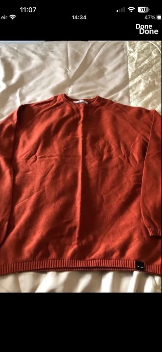 Mens designer jumper size L €10 - Image 1