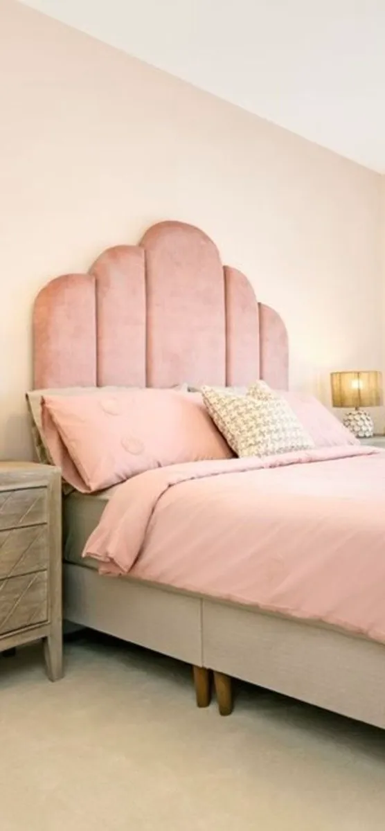 Double headboard - Image 2