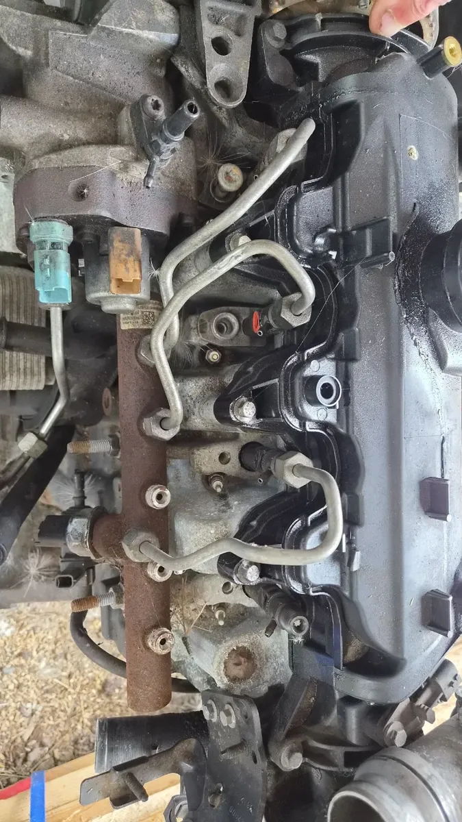 Renault Fluence Engine - Image 3