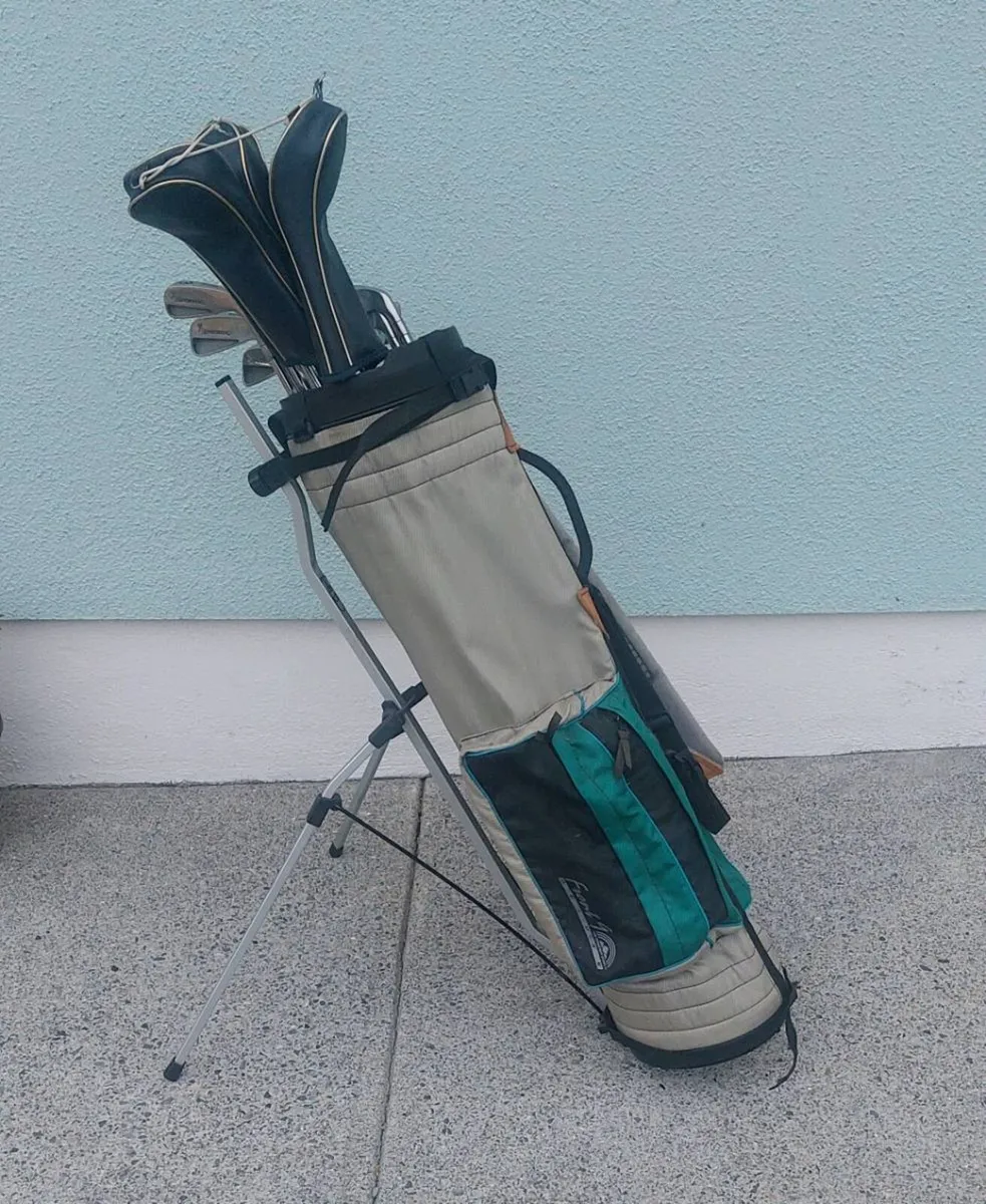 Golf clubs set - Image 1