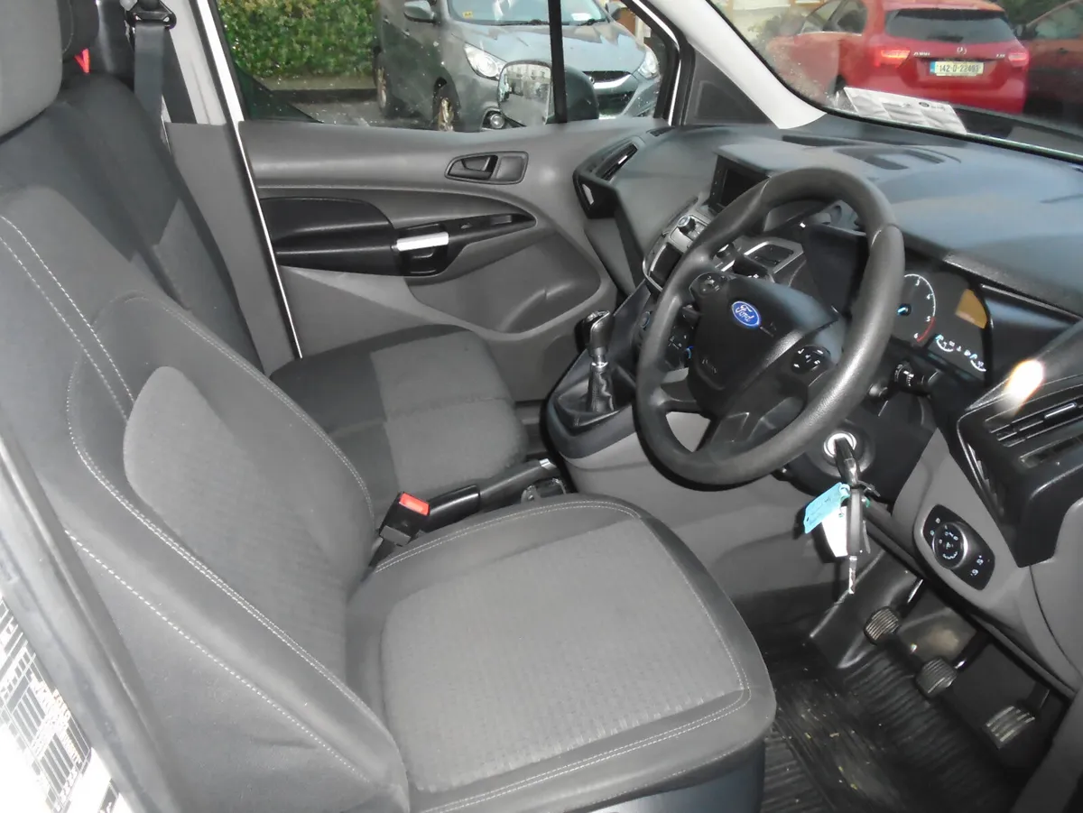 Ford Transit Connect  One Owner Total Price 13000 - Image 4