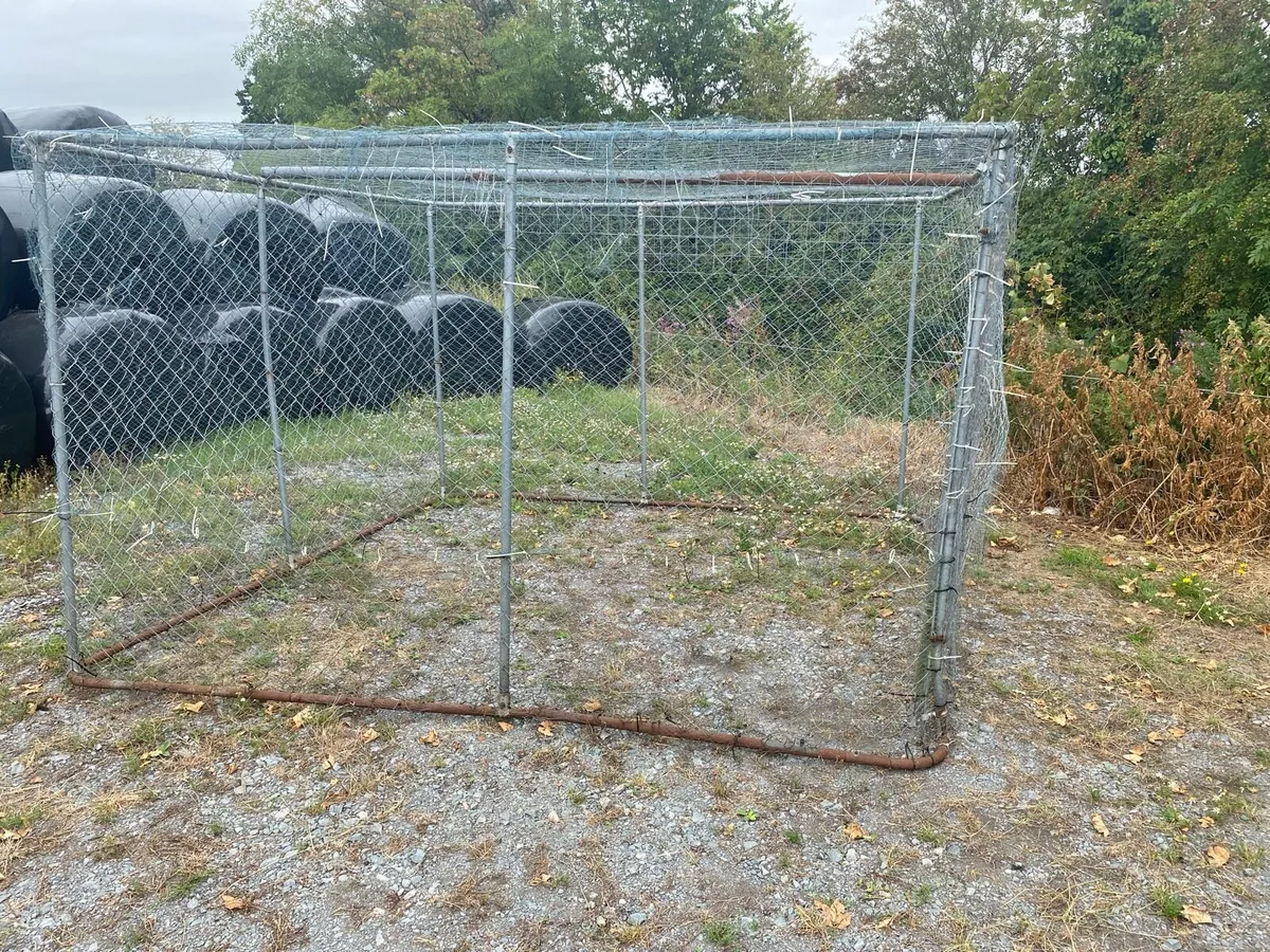Animal run or cage - Image 3