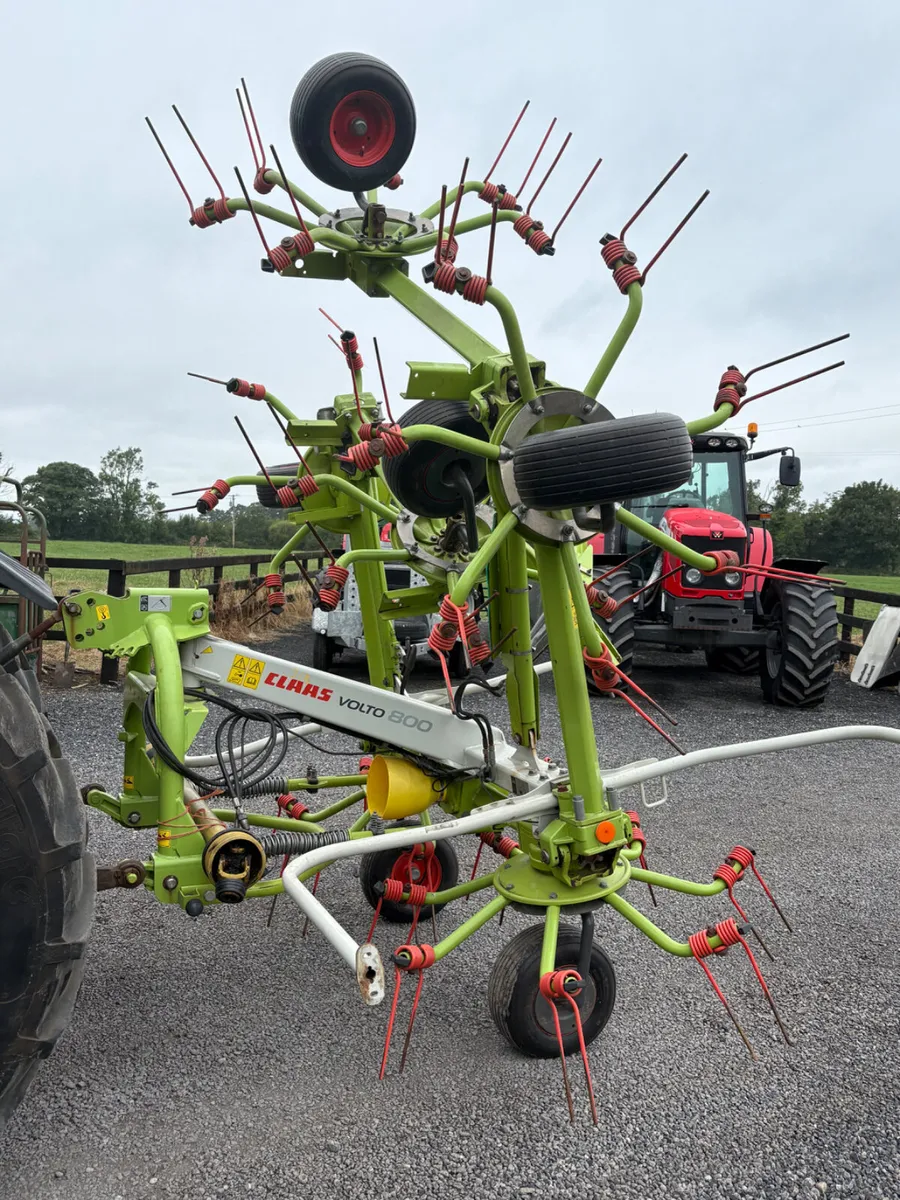 Claas Volto 800 Tedder - Image 4
