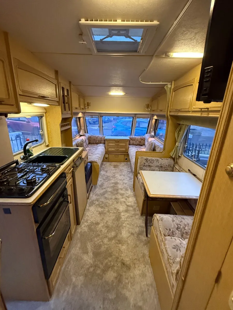 4 BIRTH ABBEY GTS CARAVAN - Image 1