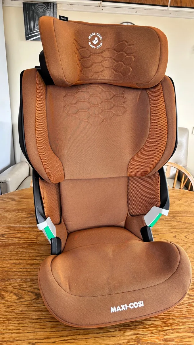 Car seat, Maxi-Cosi Kore Pro i-Size 3.5-12 years - Image 1
