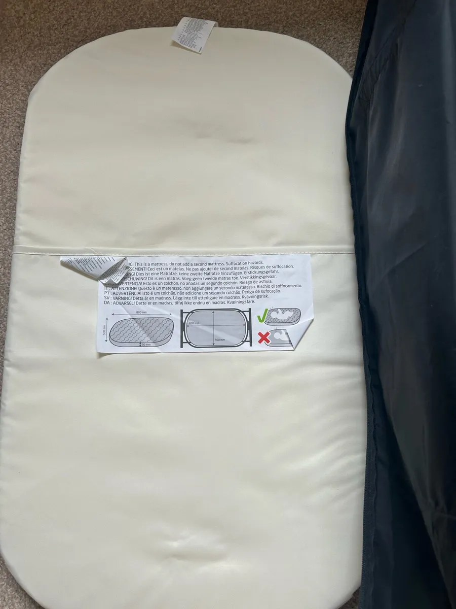 Maxi Cosy Iora Co-Sleeper - Image 4