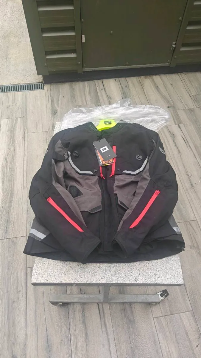 Richa Infinity Pro motorcycle suit - Image 1
