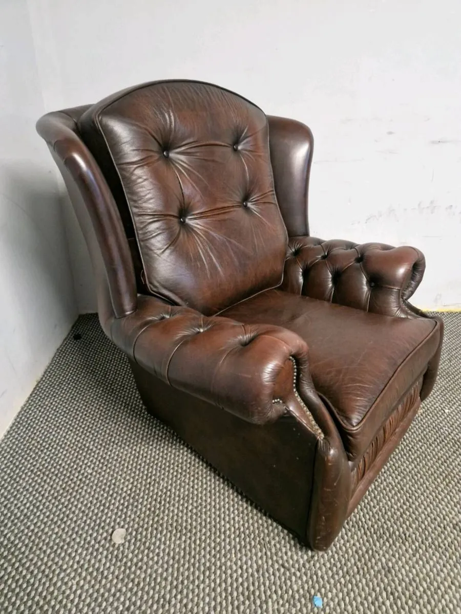Chesterfield - Image 3