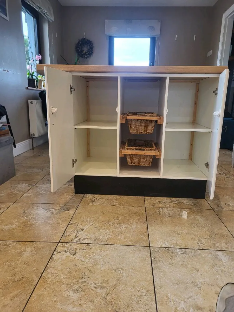 Kitchen Island + Bar Stools - Image 4