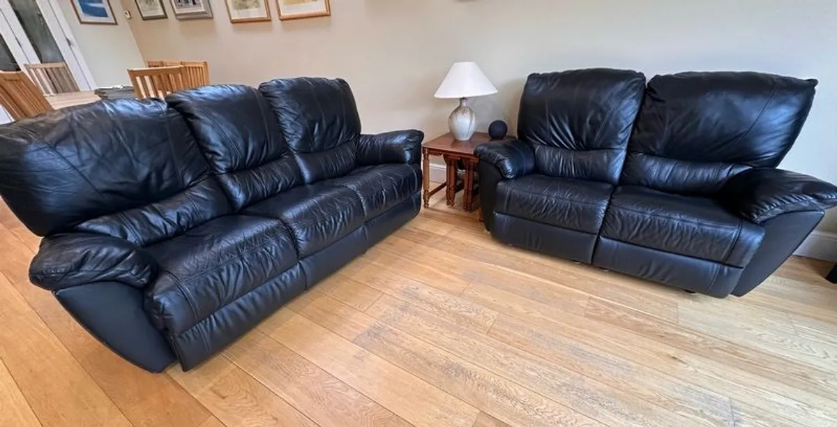 Black Leather Recliner Suite - Image 1