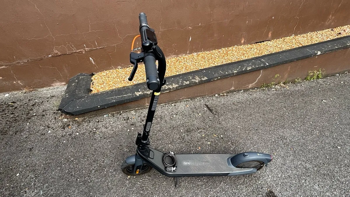 Ninebot KickScooter E2 Pro – Great Condition! - Image 2