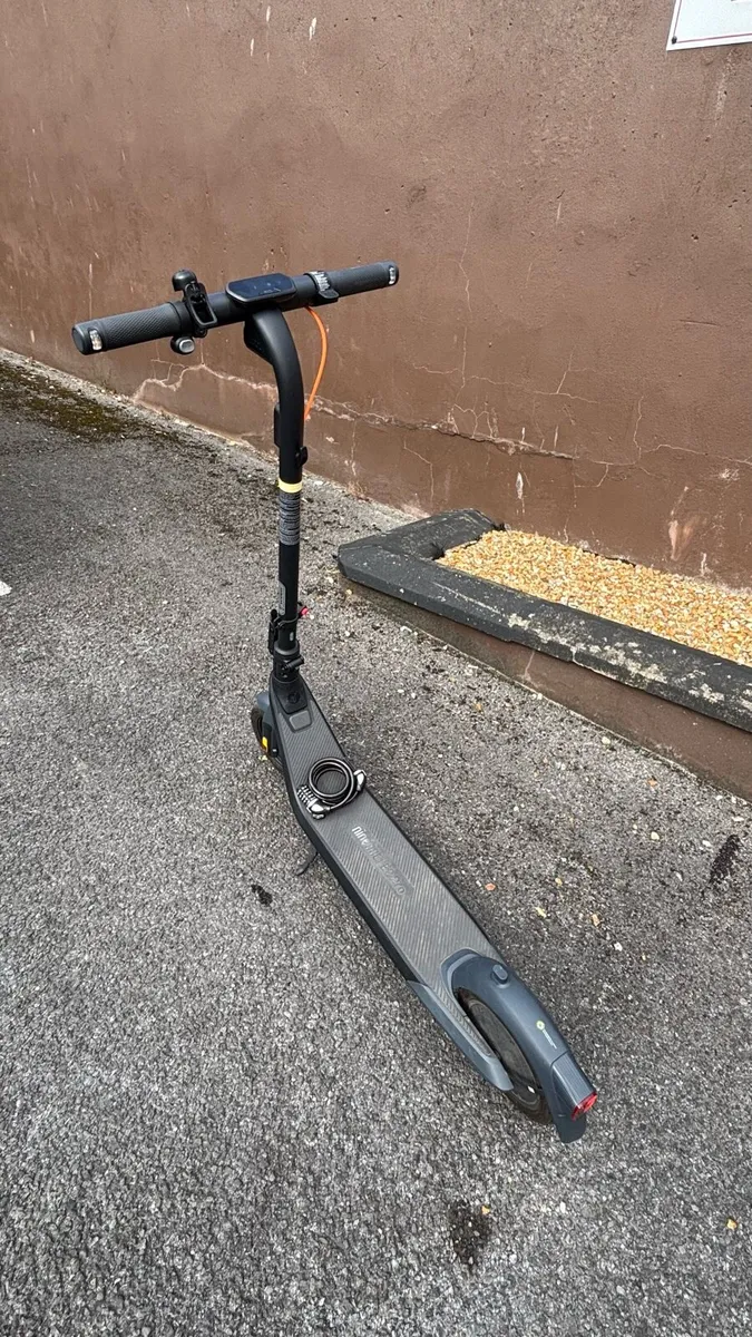 Ninebot KickScooter E2 Pro – Great Condition! - Image 3