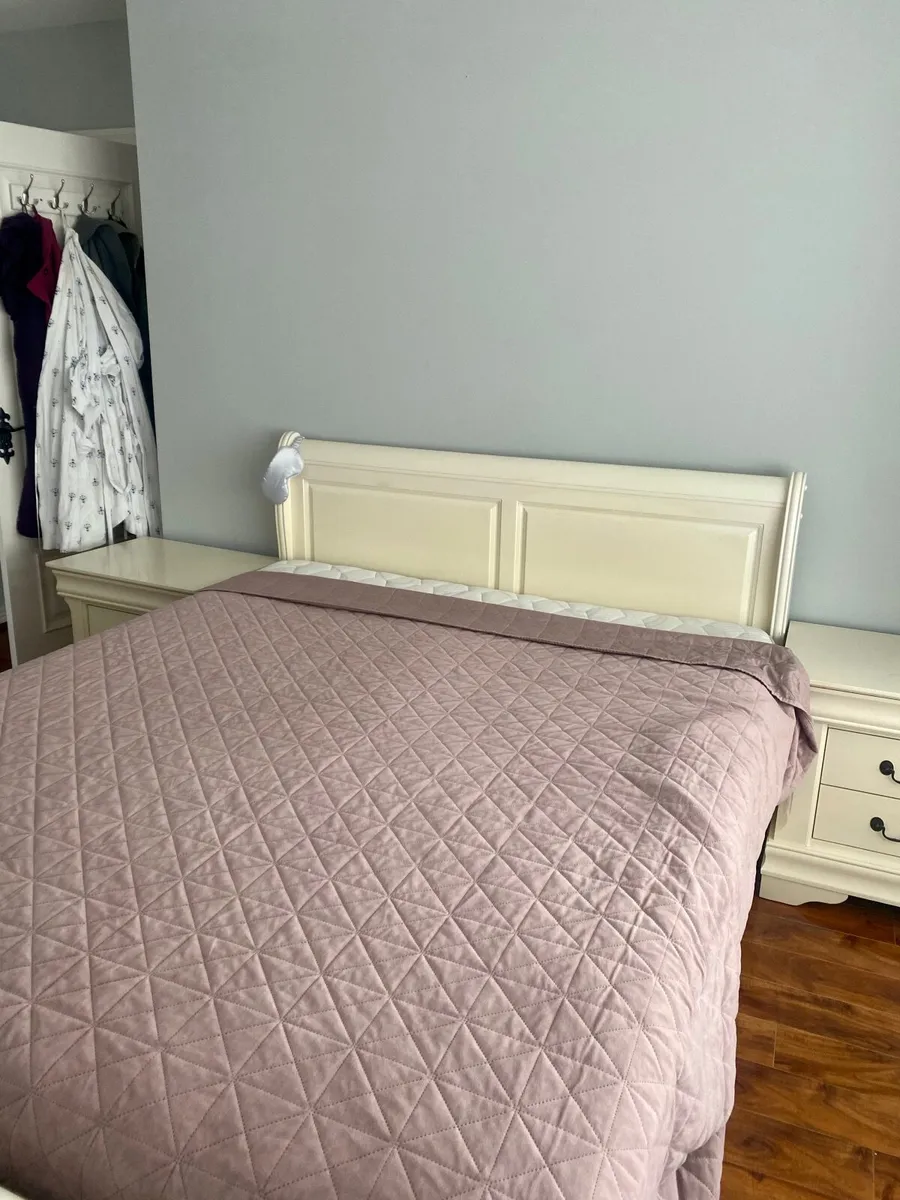 Bedroom set - Image 3
