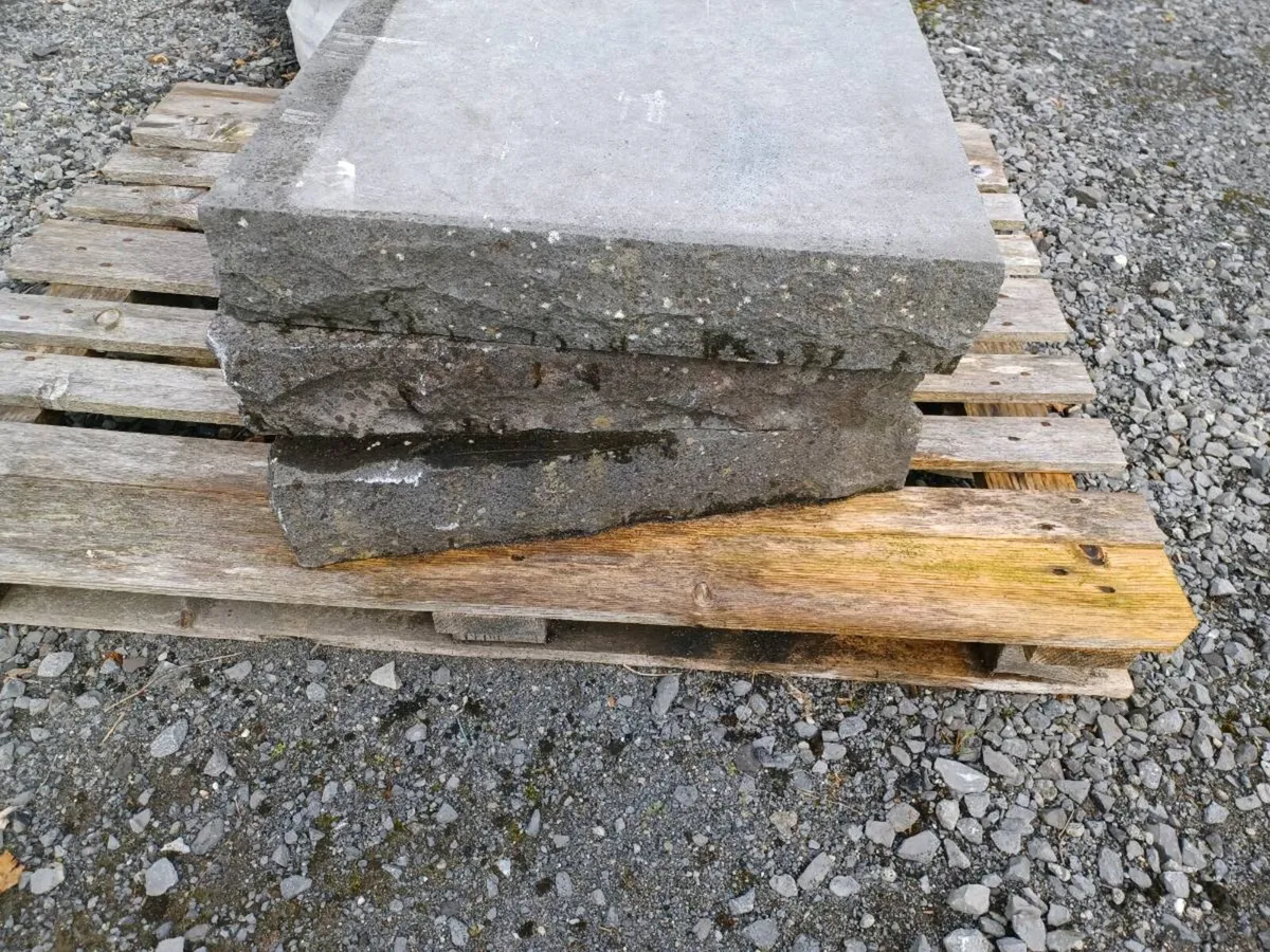 Limestone Pier Cappings - Image 4