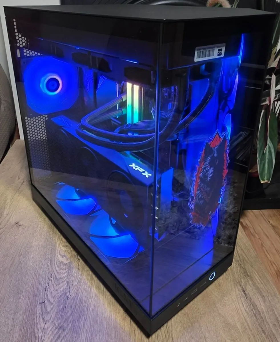 NZXT H6 High-End Ryzen X3D RX 9070 XT Gaming PC - Image 1
