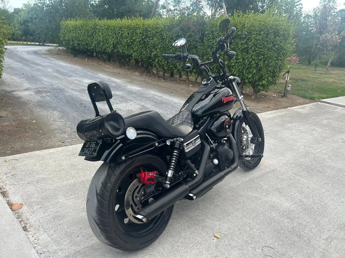 Harley Davidson Dyna Street Bob - Image 3