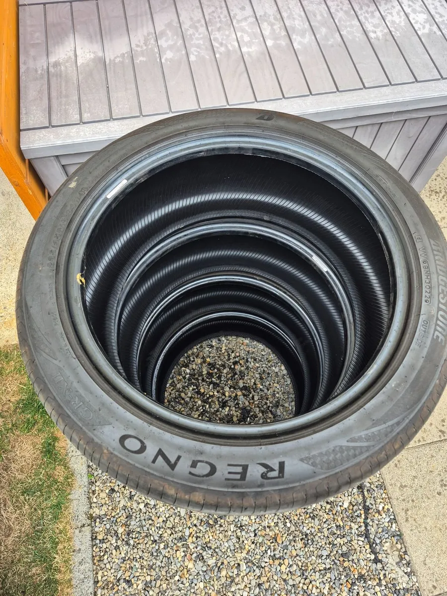 Tyres 235/45R18 Bridgestone Regno - Image 2