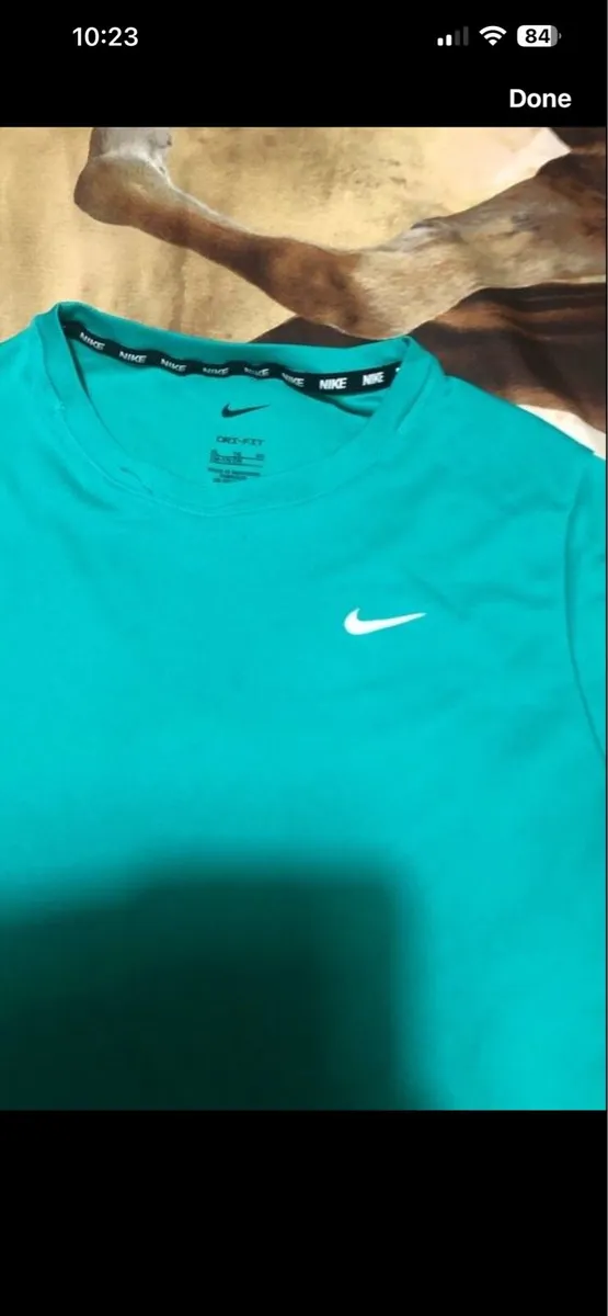 Boys Nike teeshirt size XL €5 - Image 2