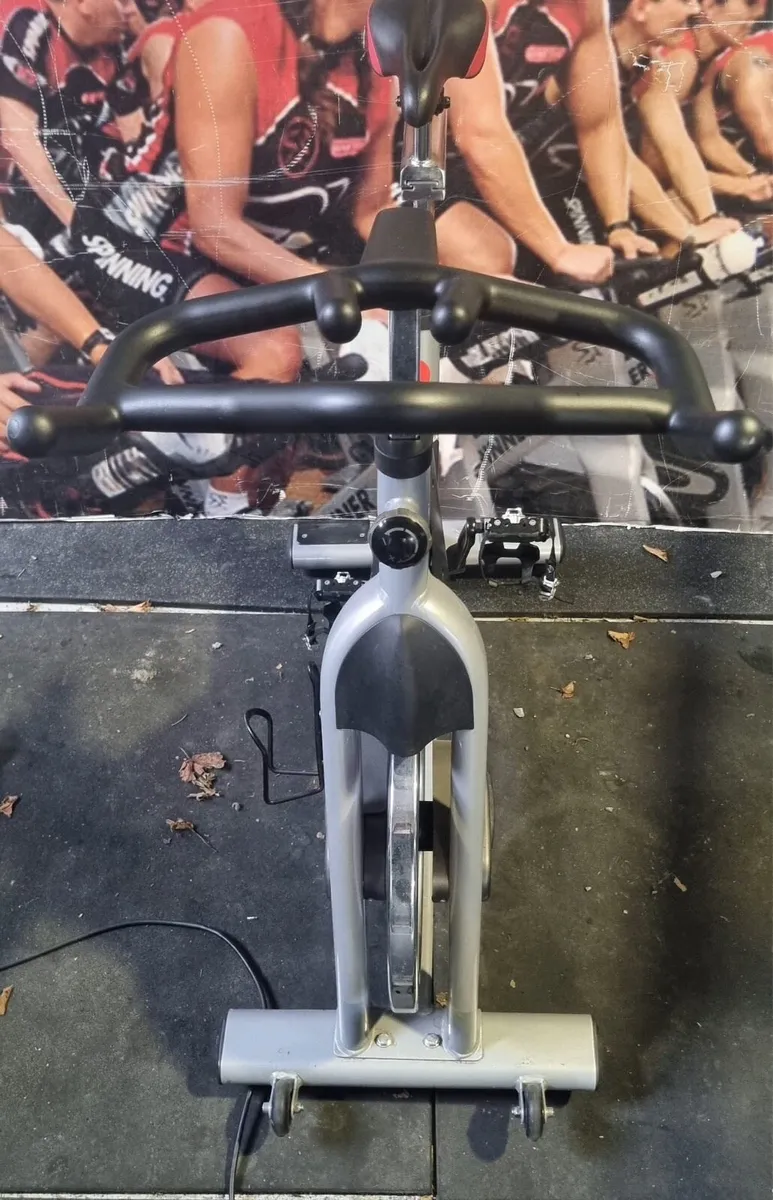 Ps300 spin bike - Image 2
