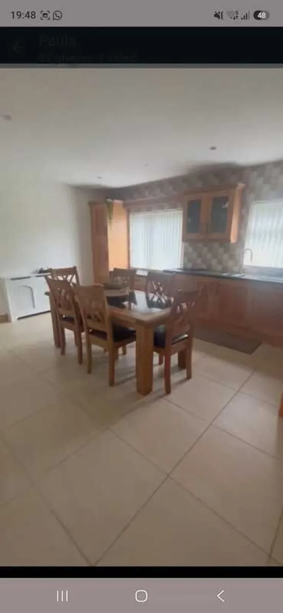Solid Oak dining table and 6 chairs - Image 3