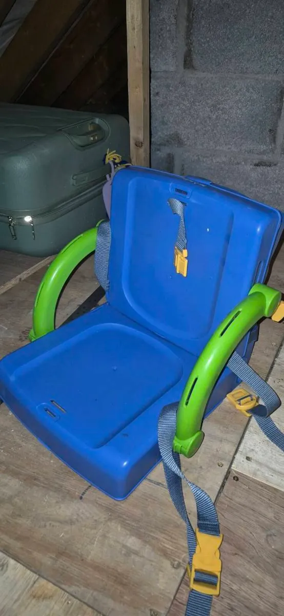 Childs table seat