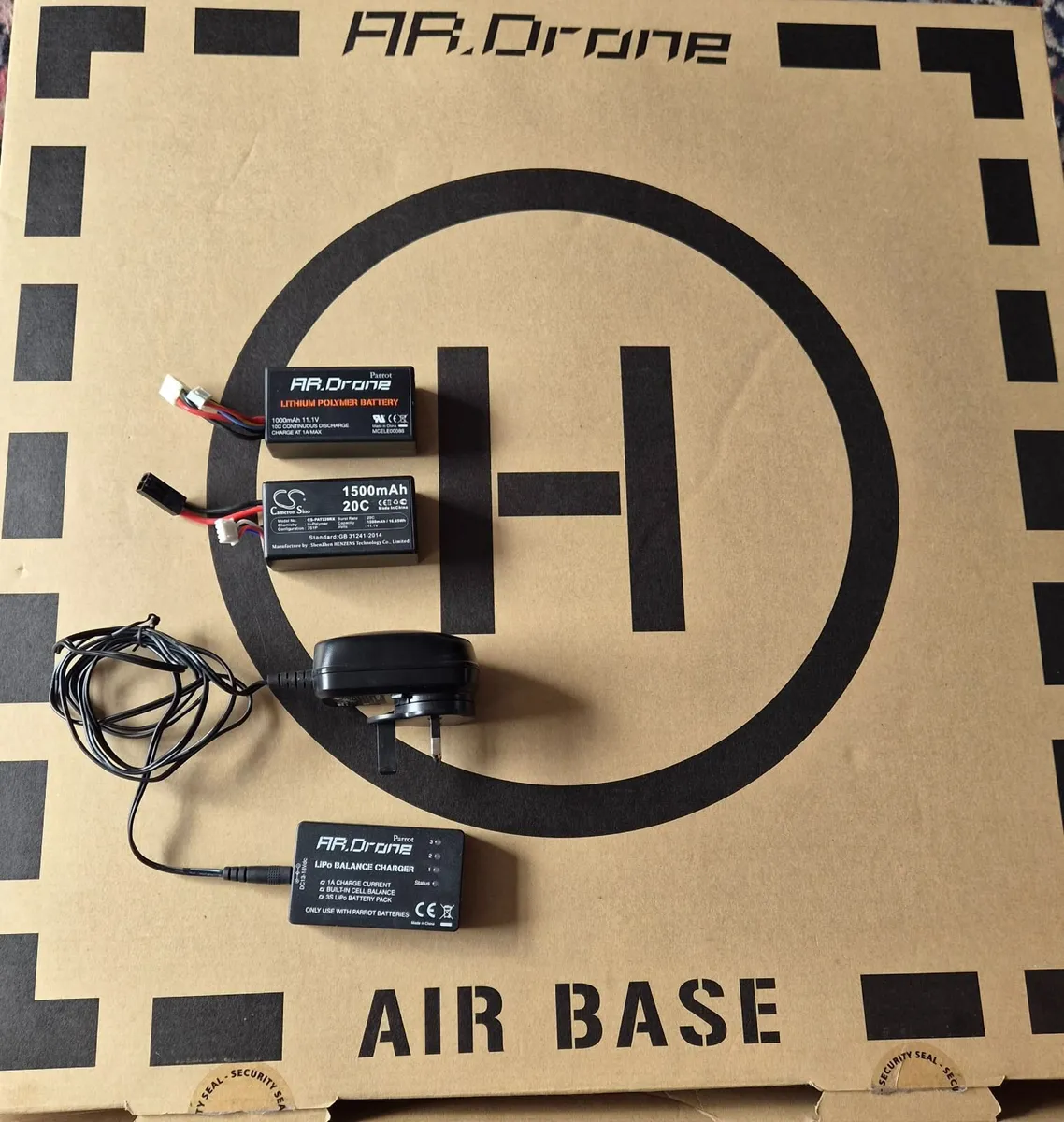 AR Parrot Drone like new complete in box - Image 3