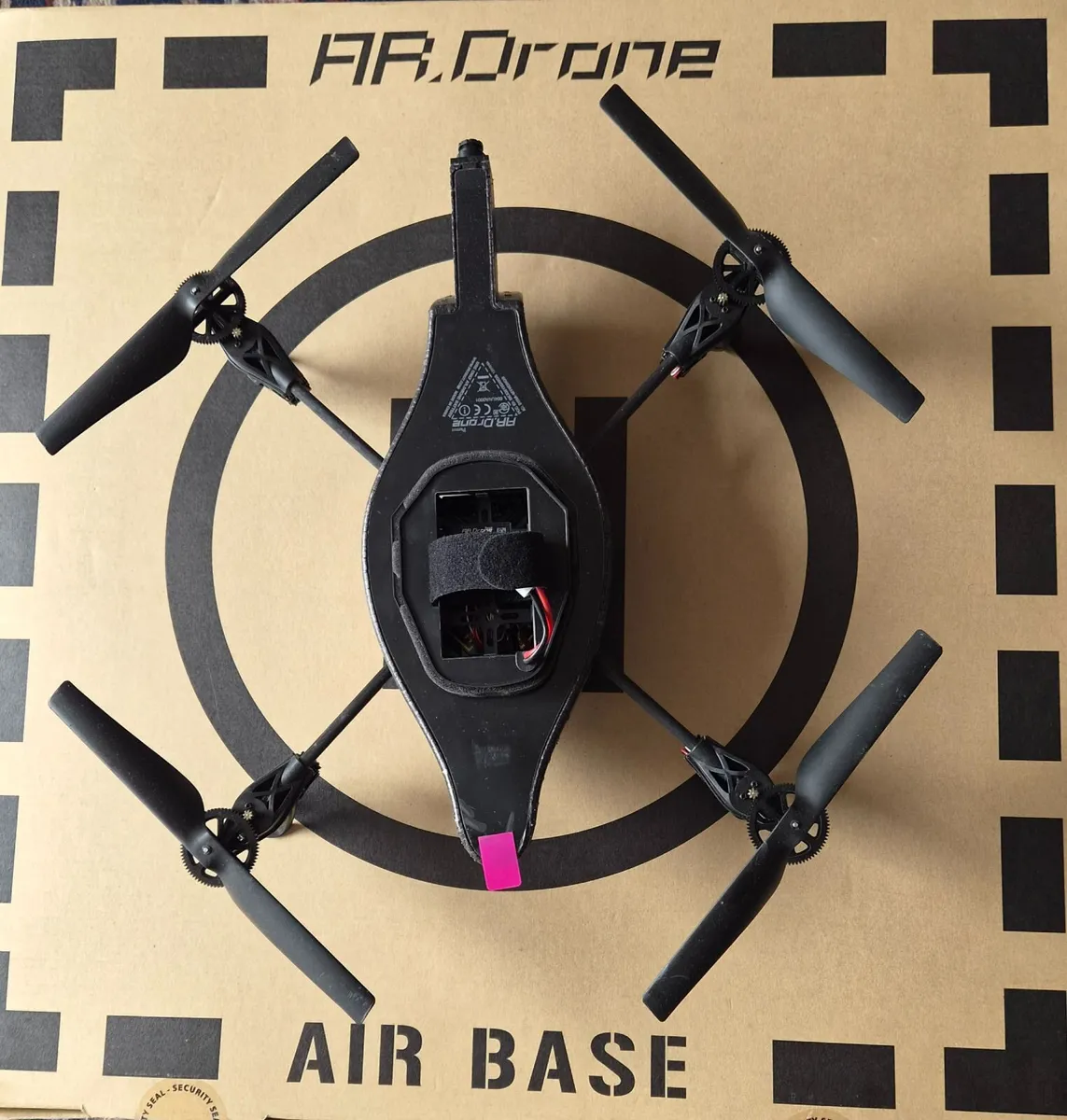 AR Parrot Drone like new complete in box - Image 1