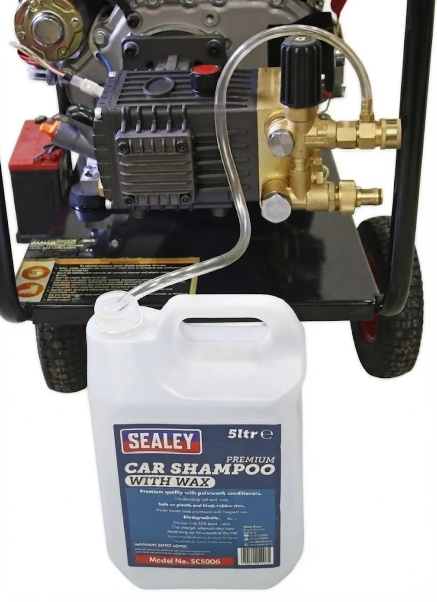 Professional Heavy-Duty Diesel Pressure Washer 250 - Image 4