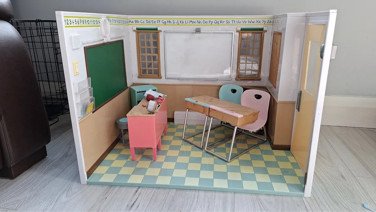 Our Generation "Awesome Academy" school - Image 1