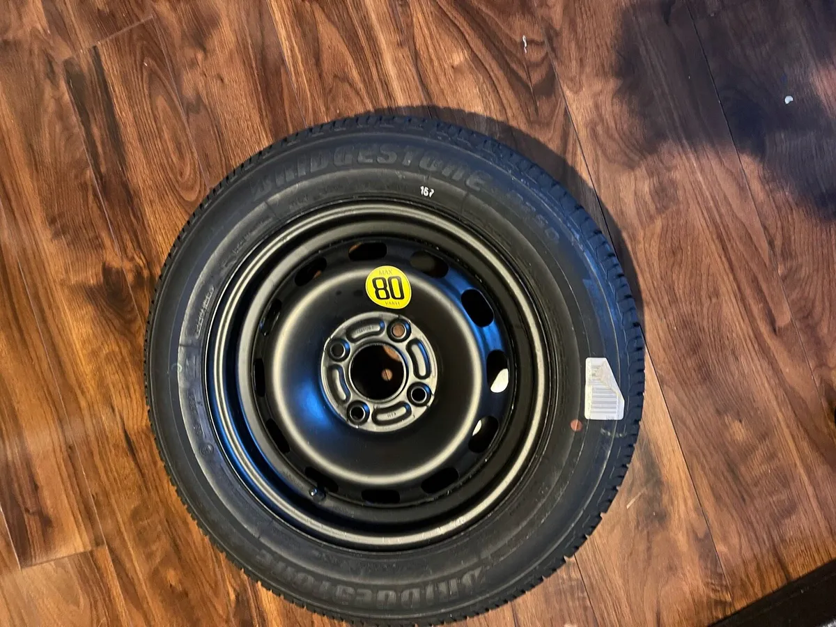 Fiesta wheel and tyre - Image 2