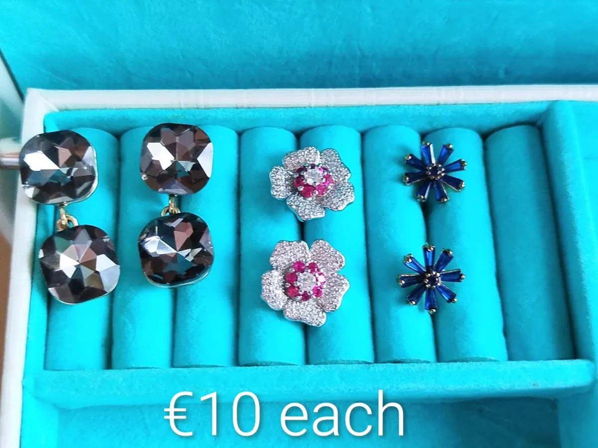 Jewellery - Image 2
