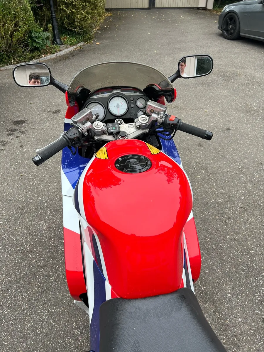 Motorbike - Image 3