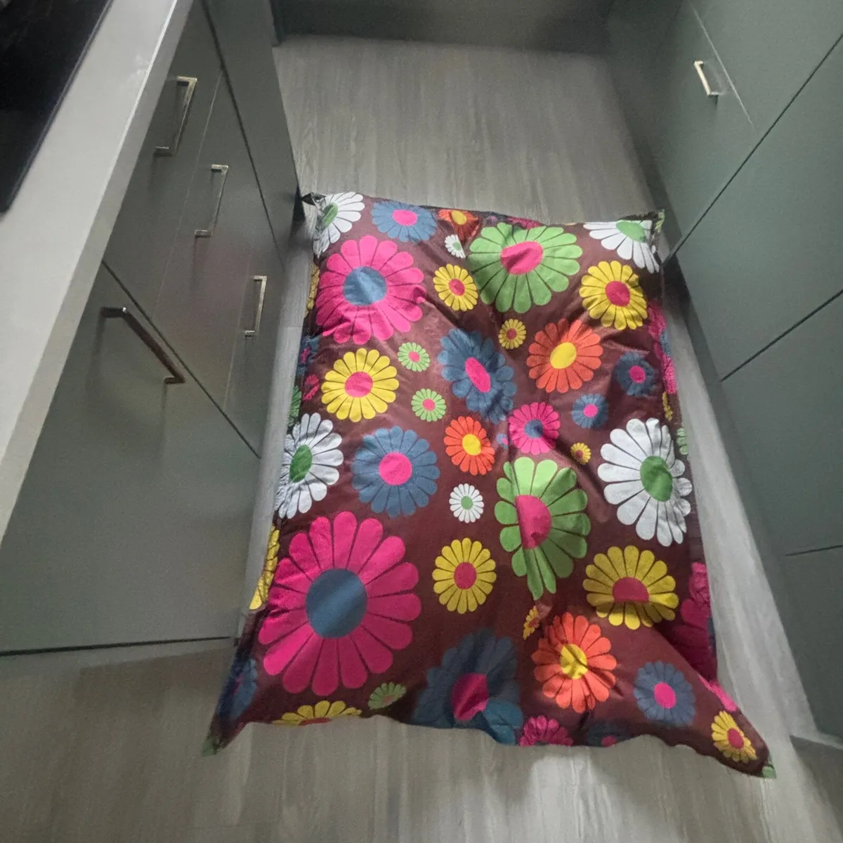 elephant  bean bag - Image 1
