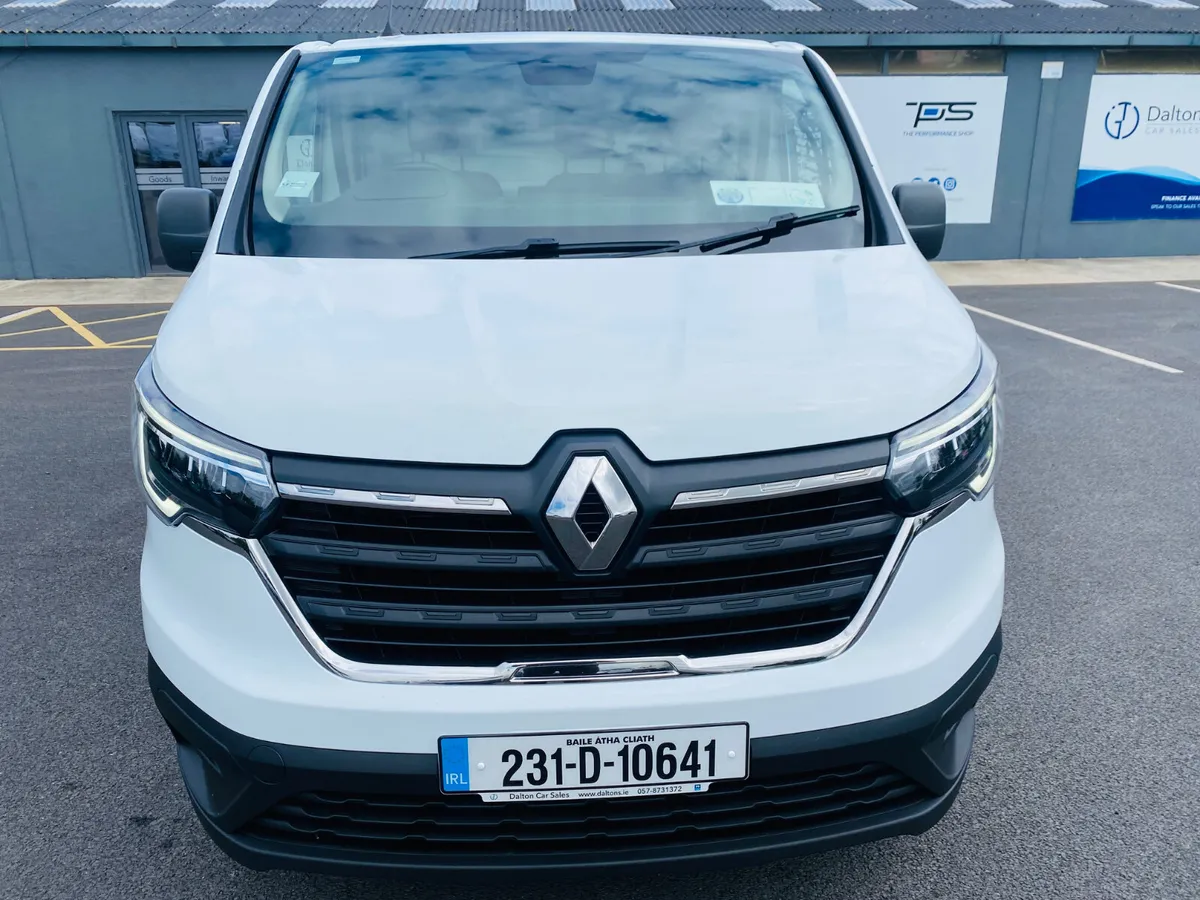 RENAULT TRAFIC LL30 BUSINESS LWB 2023 (231) - Image 2