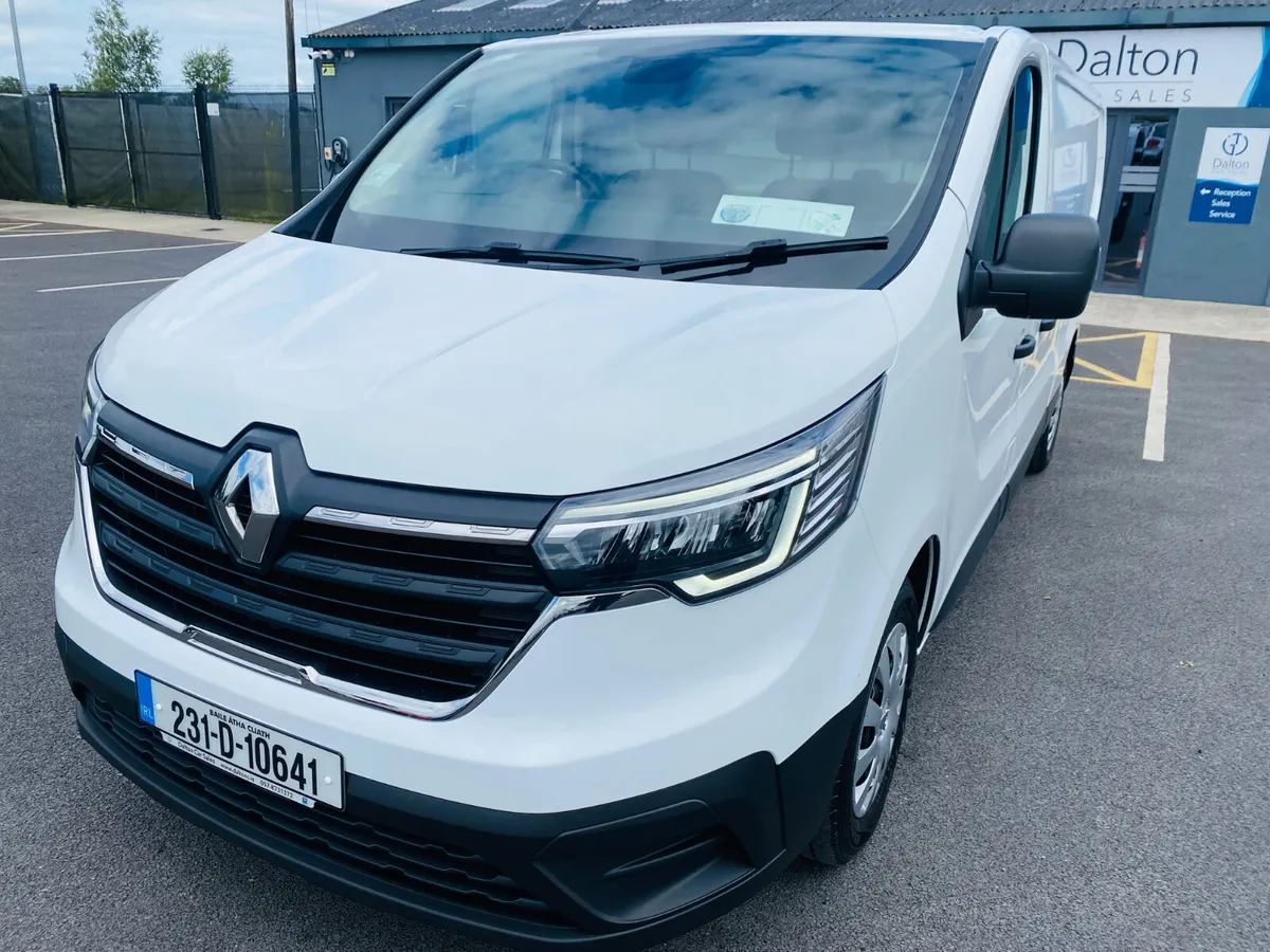 RENAULT TRAFIC LL30 BUSINESS LWB 2023 (231) - Image 1