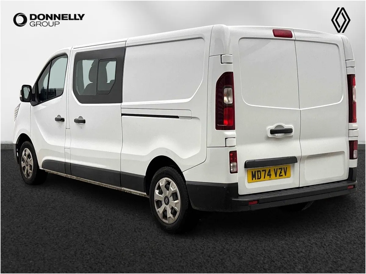 Renault Trafic Lwb Diesel Advance - Image 2