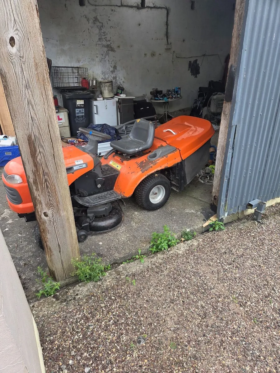 Tractor lawnmower - Image 2