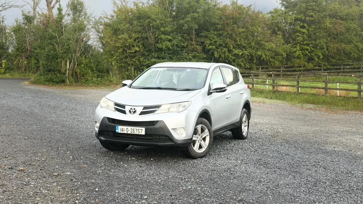 Toyota rav 4 - Image 1