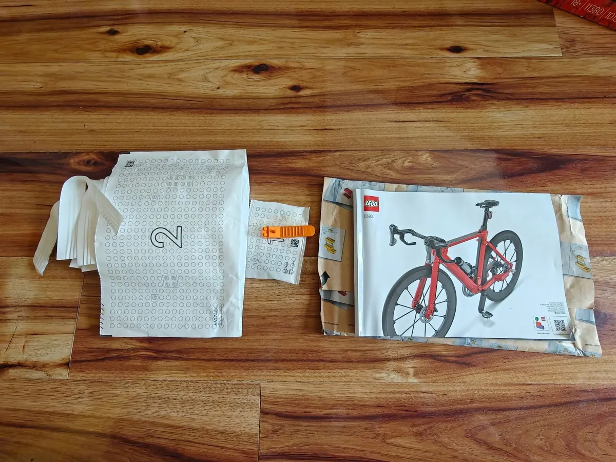 Lego Racer Bike set 11380 - Image 4