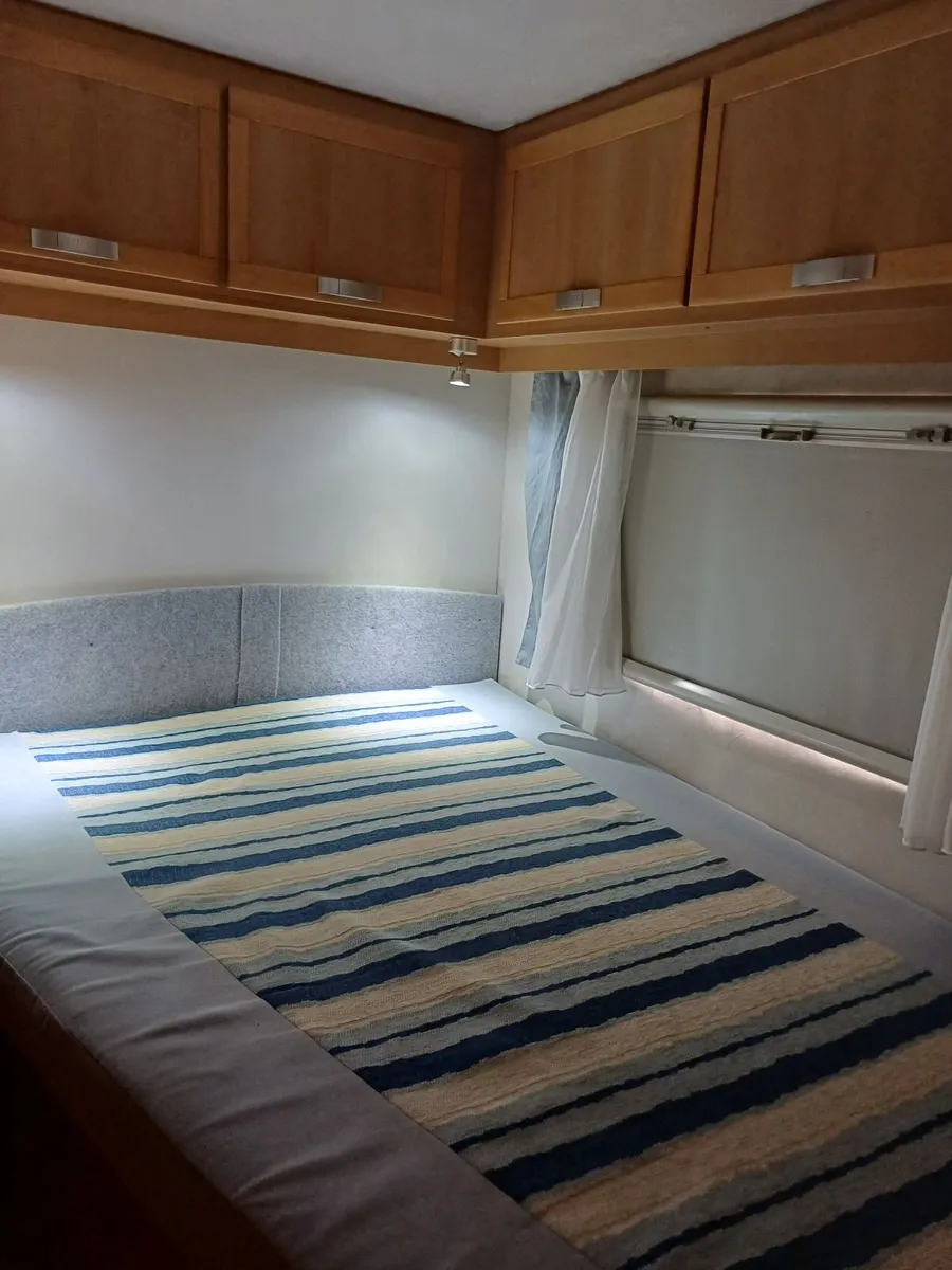 McLouis Lagan 252 – 2007 – 2.2 Diesel – 4 Berth - Image 4