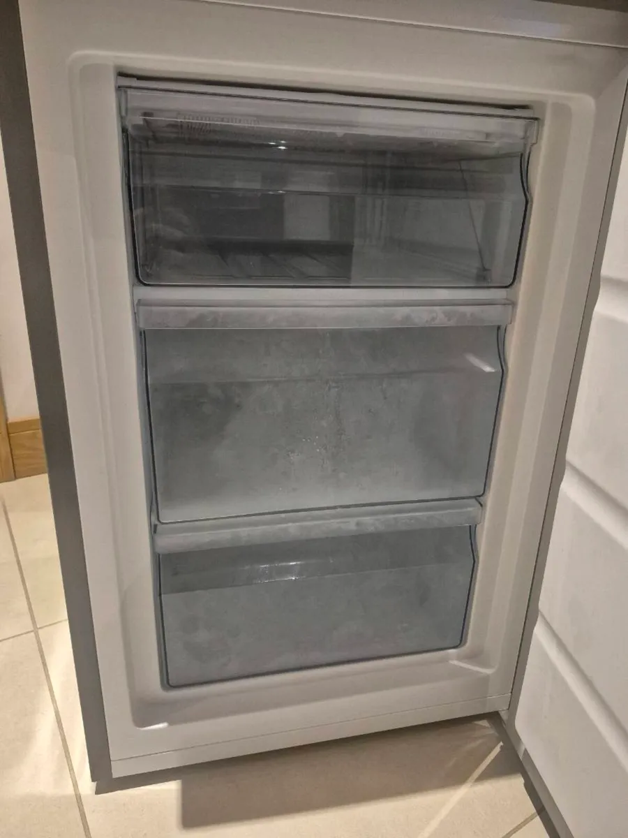 Kenwood Under Counter Freezer - Image 2