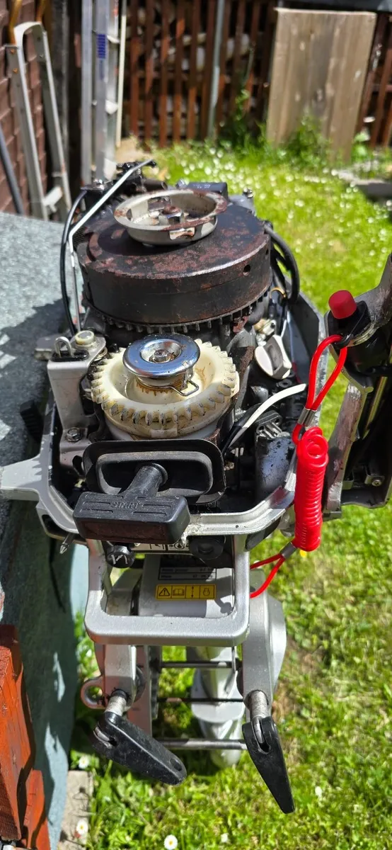 Outboard engine - Image 4